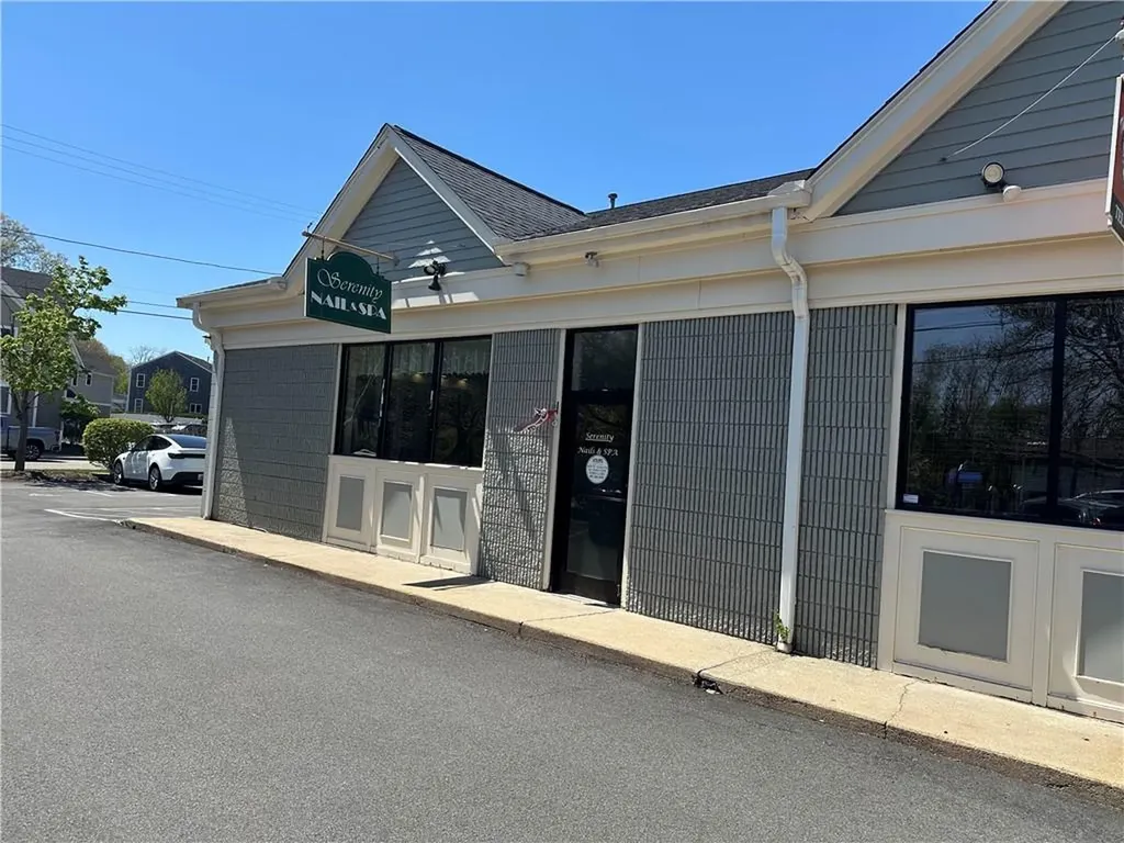 250 County Road Barrington RI 02806