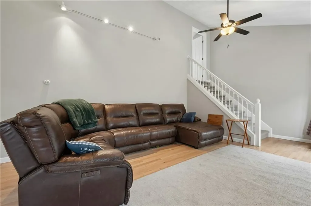 20 Oak Hill Drive Exeter RI 02822