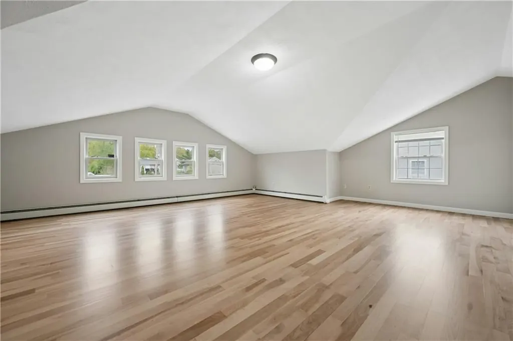 20 Oak Hill Drive Exeter RI 02822