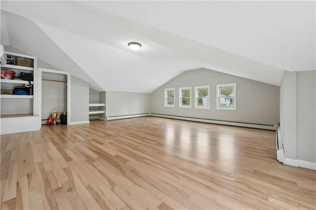 20 Oak Hill Drive Exeter RI 02822