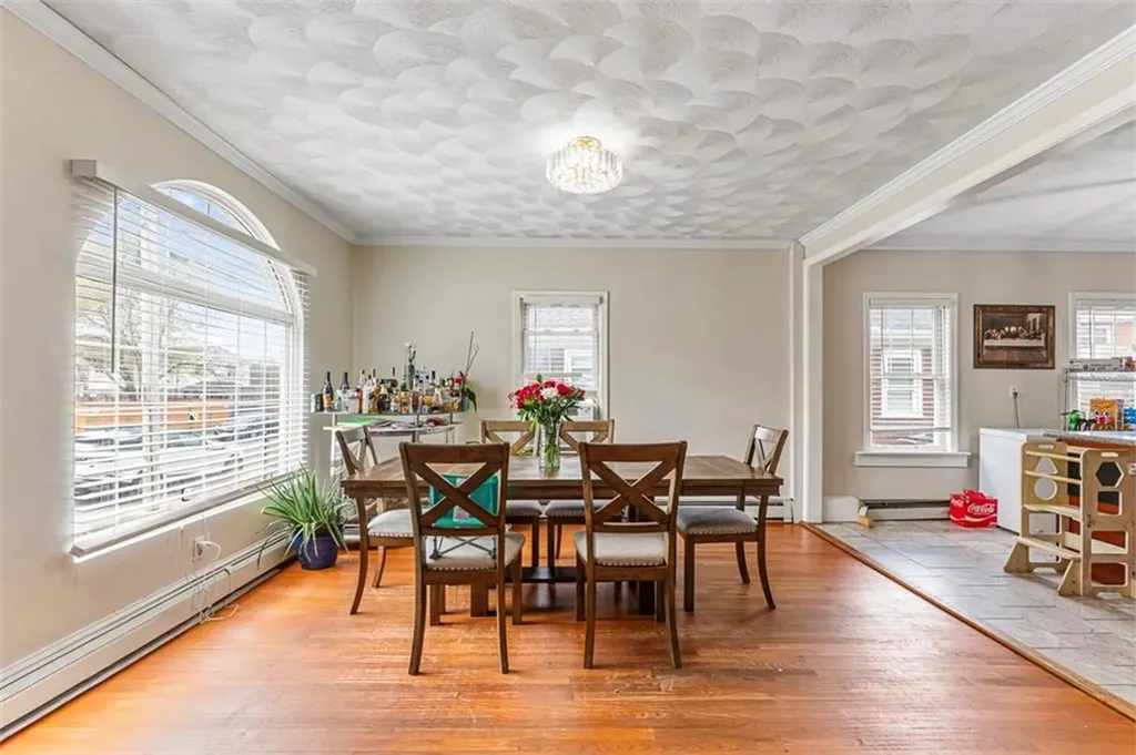 18 Hanover Avenue Pawtucket RI 02861