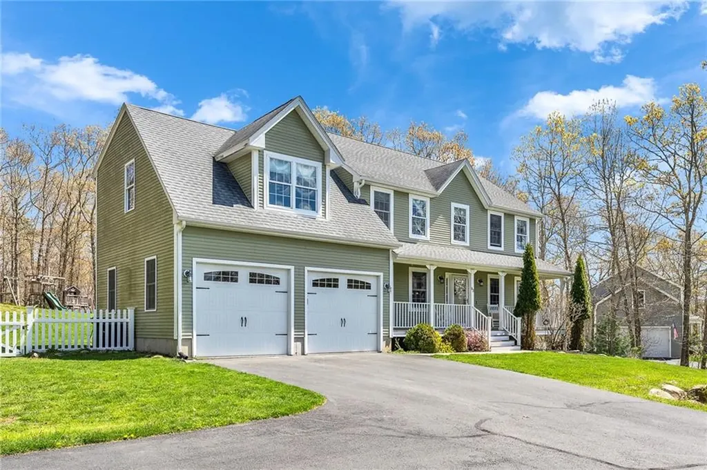 63 Clearview Drive Richmond RI 02892