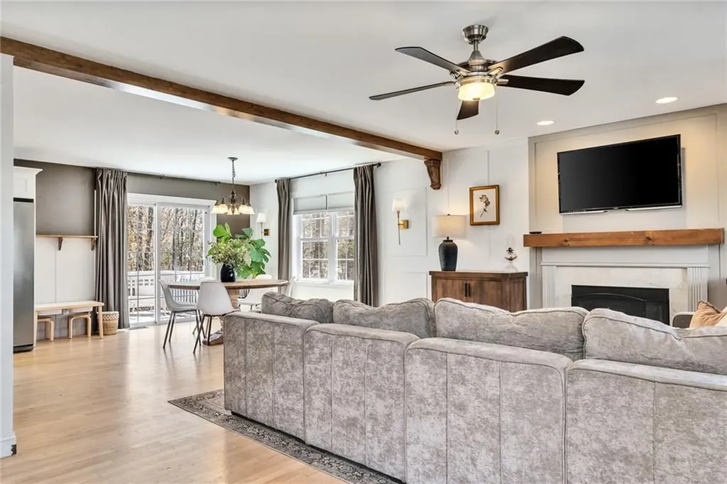 63 Clearview Drive Richmond RI 02892