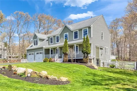 63 Clearview Drive Richmond RI 02892