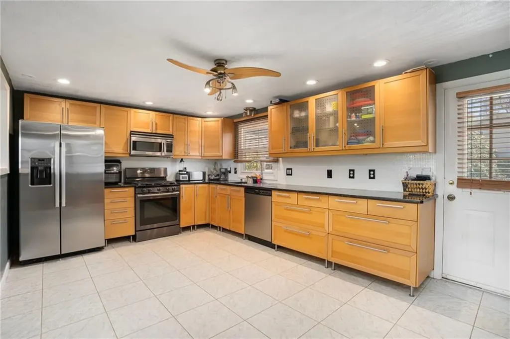 44 Quaker Drive West Warwick RI 02893