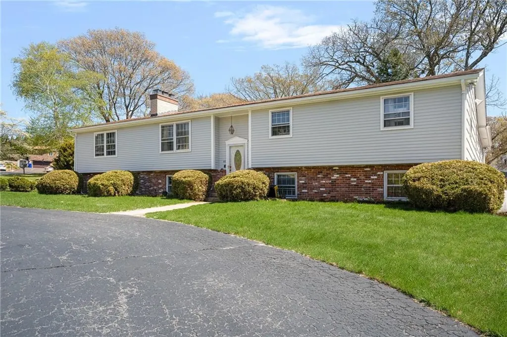 44 Quaker Drive West Warwick RI 02893
