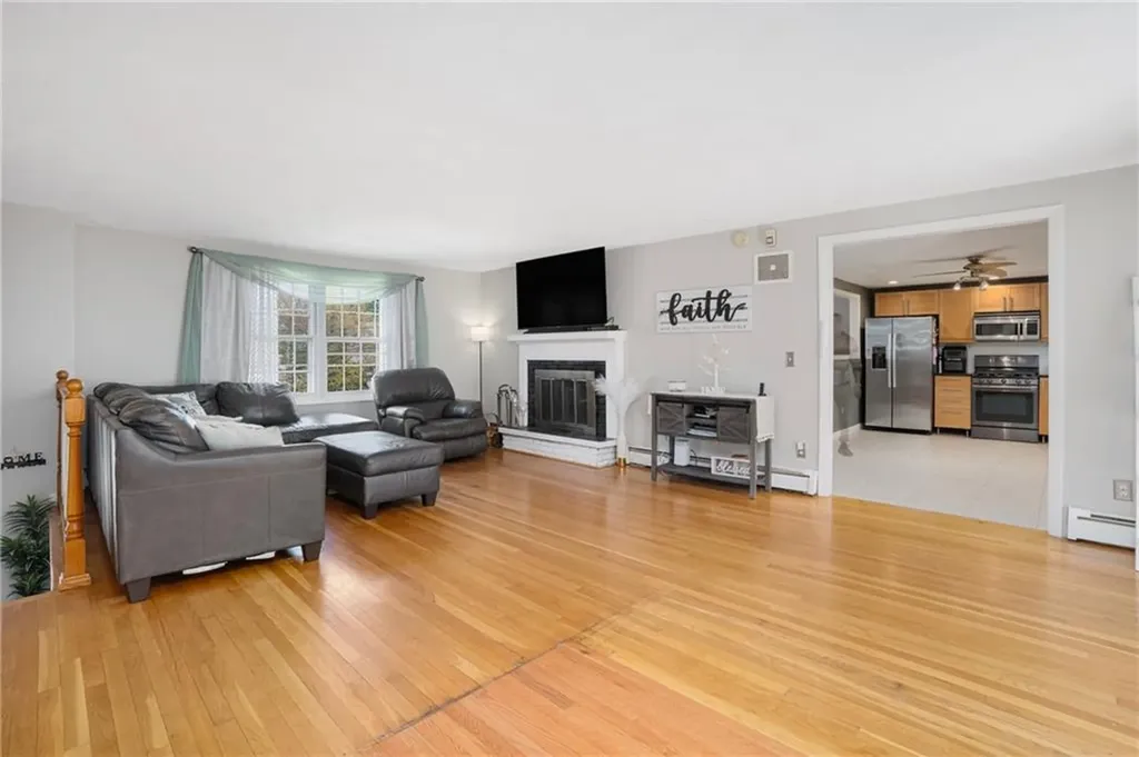 44 Quaker Drive West Warwick RI 02893