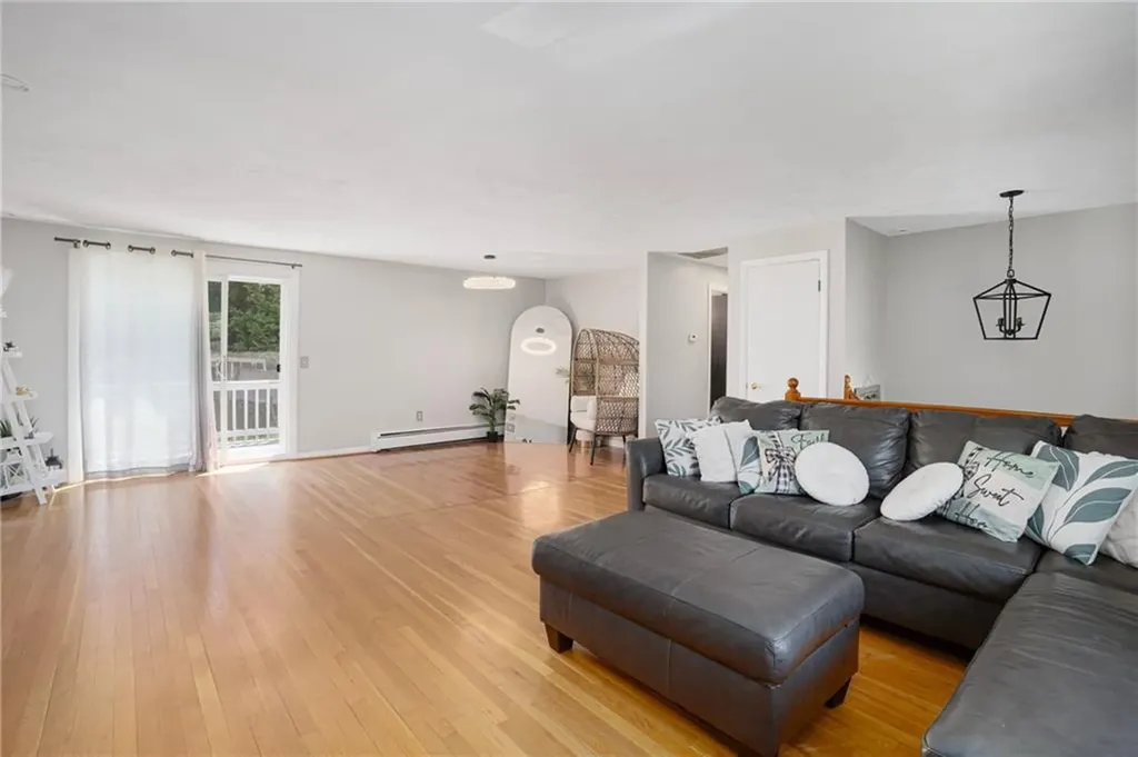 44 Quaker Drive West Warwick RI 02893
