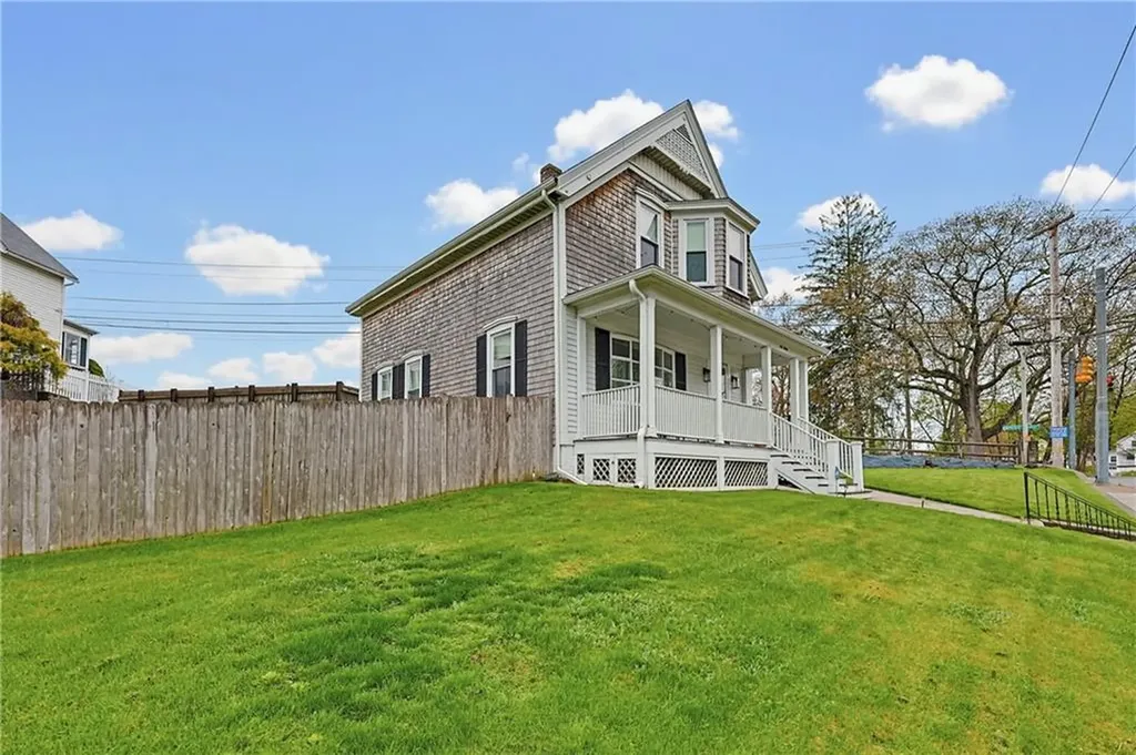 640 S Main Street Woonsocket RI 02895