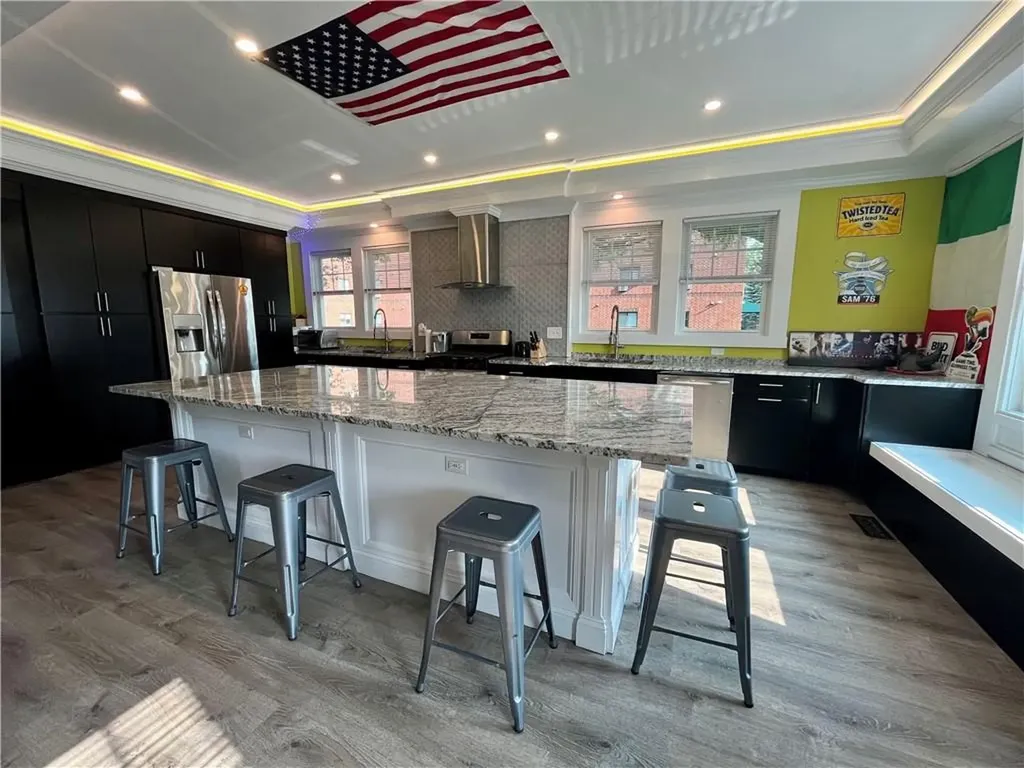 457 Douglas Avenue Providence RI 02908