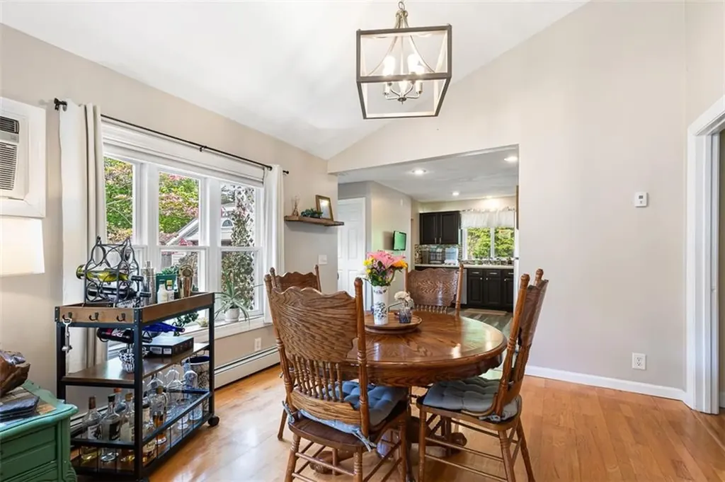 109 Pinegrove Avenue Warwick RI 02889