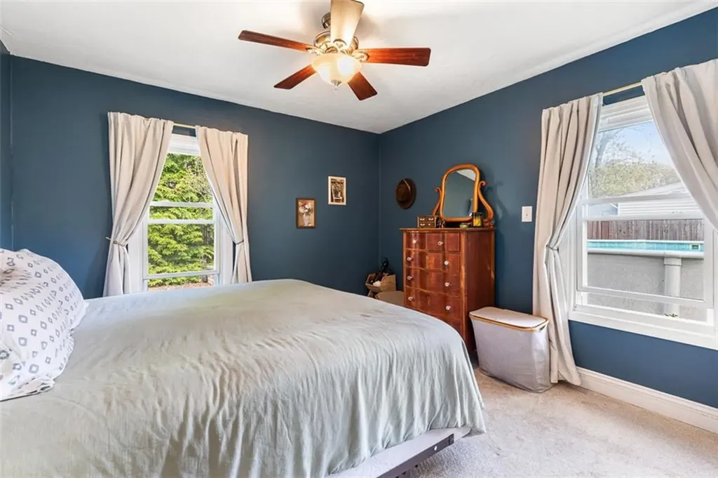 109 Pinegrove Avenue Warwick RI 02889