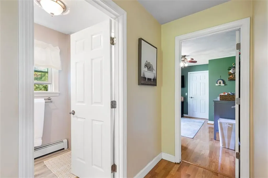 109 Pinegrove Avenue Warwick RI 02889