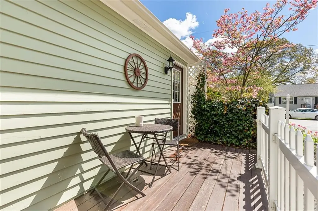 109 Pinegrove Avenue Warwick RI 02889