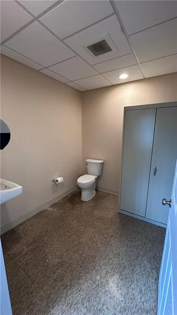 422 Warwick Avenue Warwick RI 02888