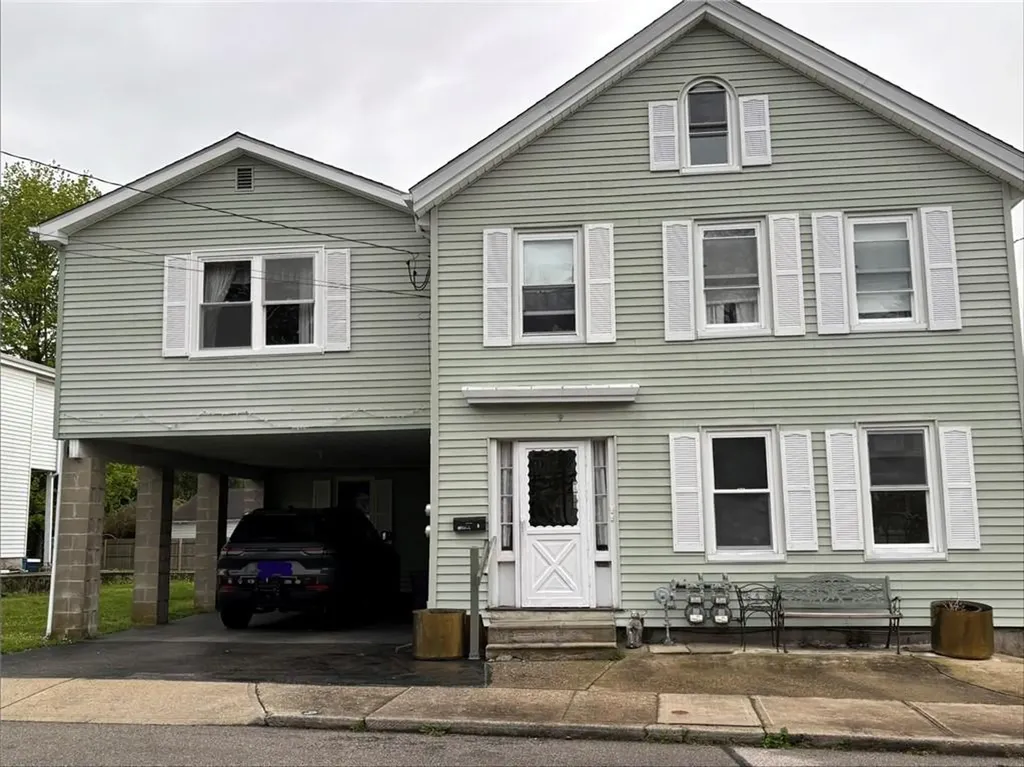 9 York Avenue Westerly RI 02891