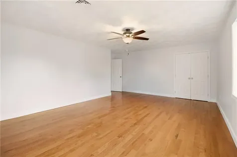 5 Village Road Warren RI 02885