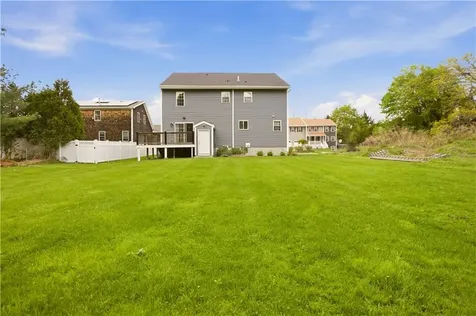5 Village Road Warren RI 02885