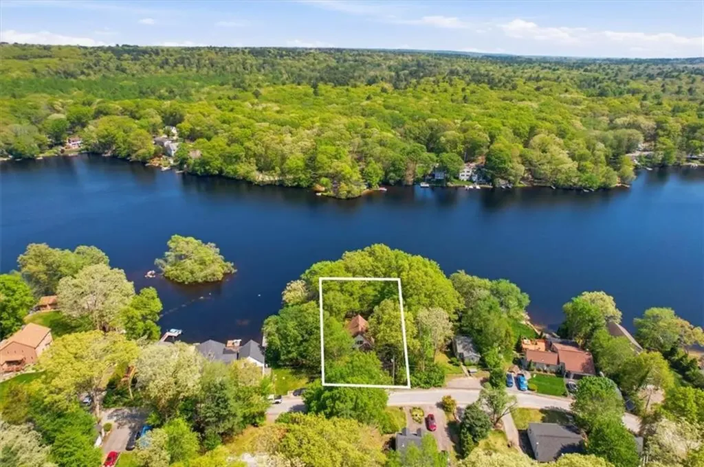 66 West Shore Drive Exeter RI 02822