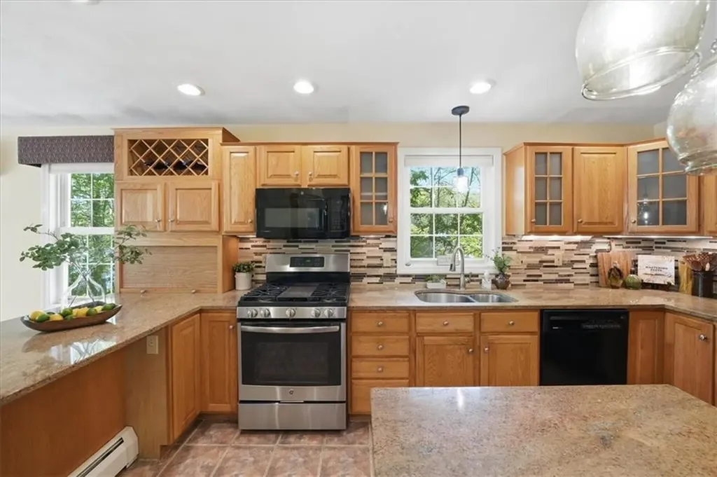 66 West Shore Drive Exeter RI 02822