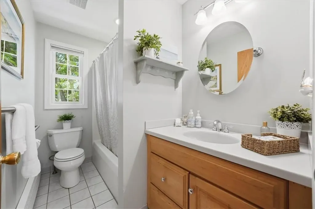 66 West Shore Drive Exeter RI 02822