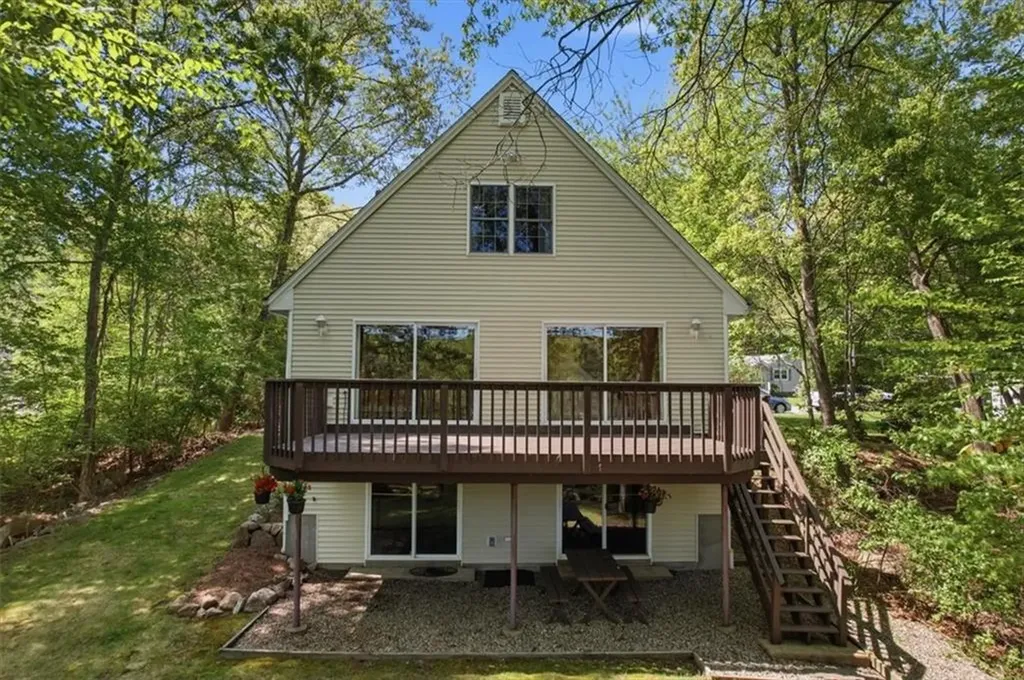 66 West Shore Drive Exeter RI 02822