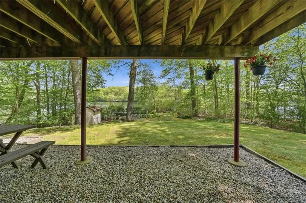 66 West Shore Drive Exeter RI 02822