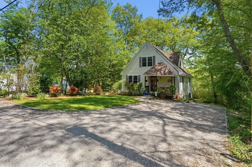 66 West Shore Drive Exeter RI 02822