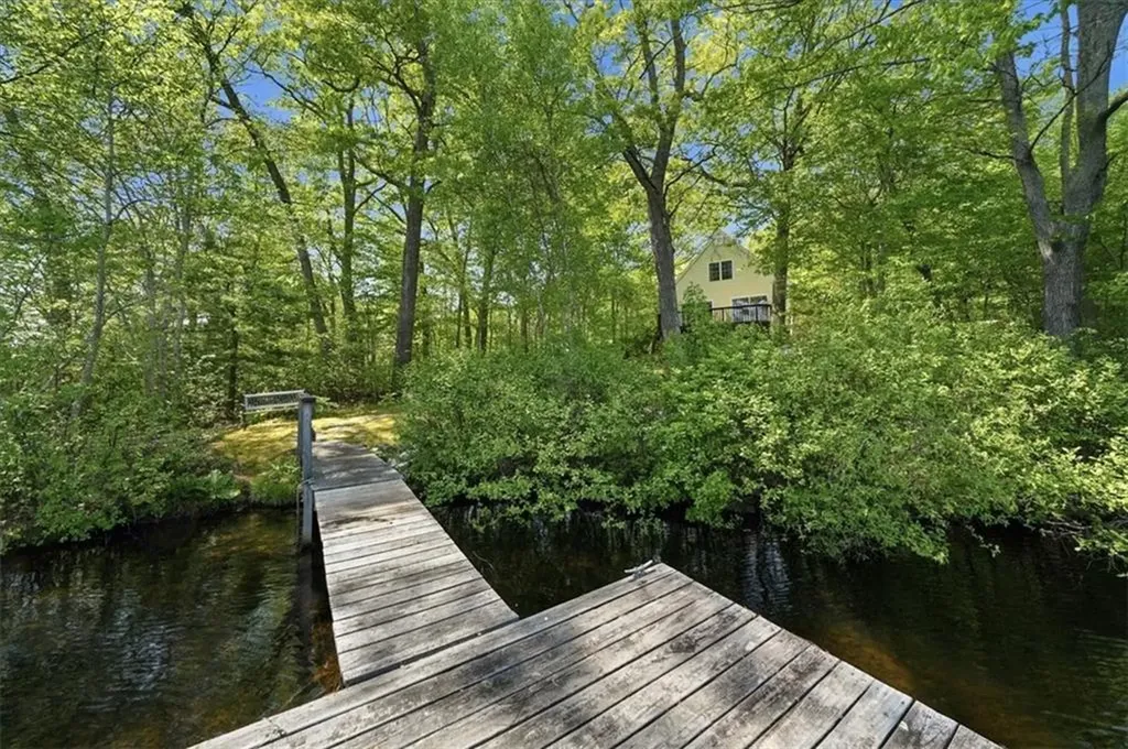 66 West Shore Drive Exeter RI 02822