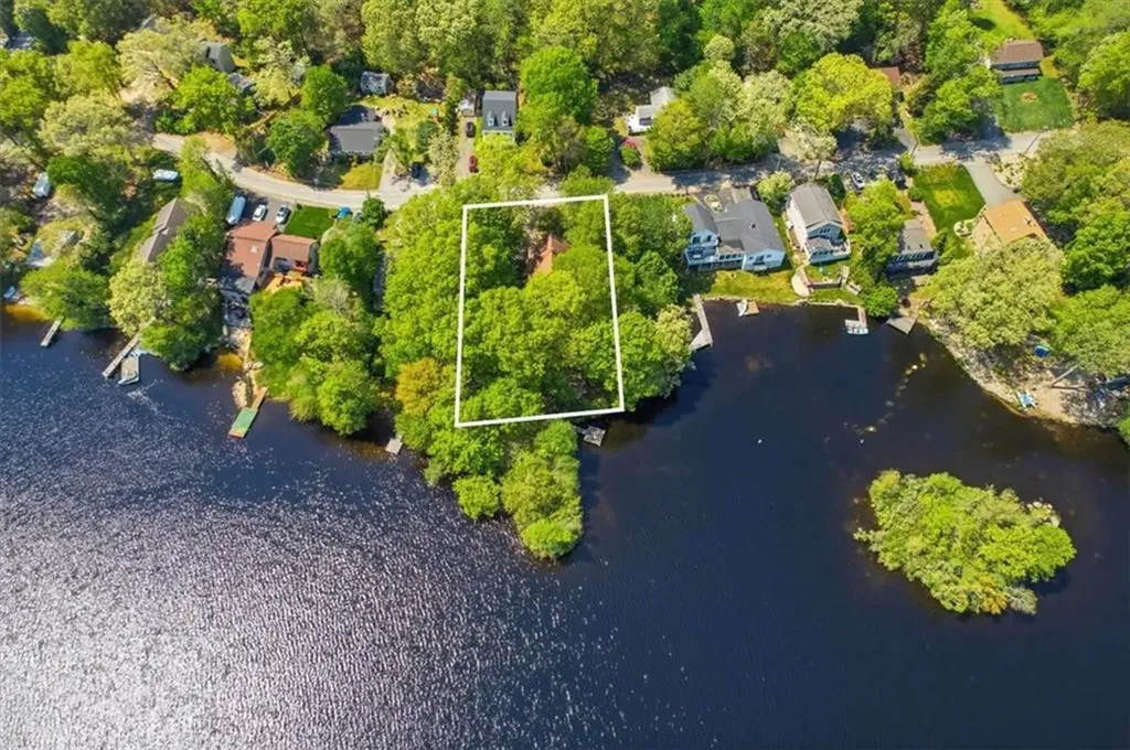 66 West Shore Drive Exeter RI 02822
