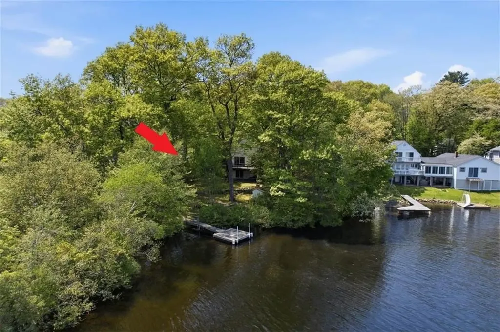 66 West Shore Drive Exeter RI 02822