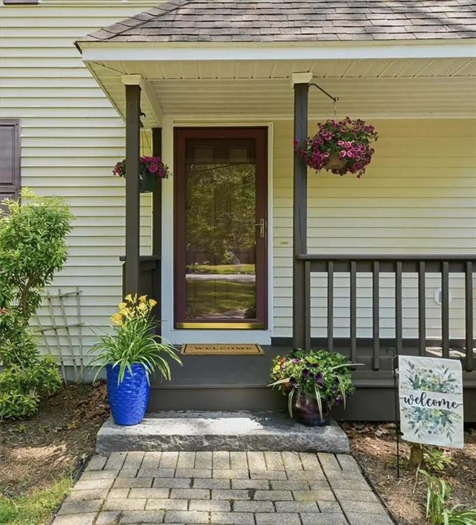 66 West Shore Drive Exeter RI 02822
