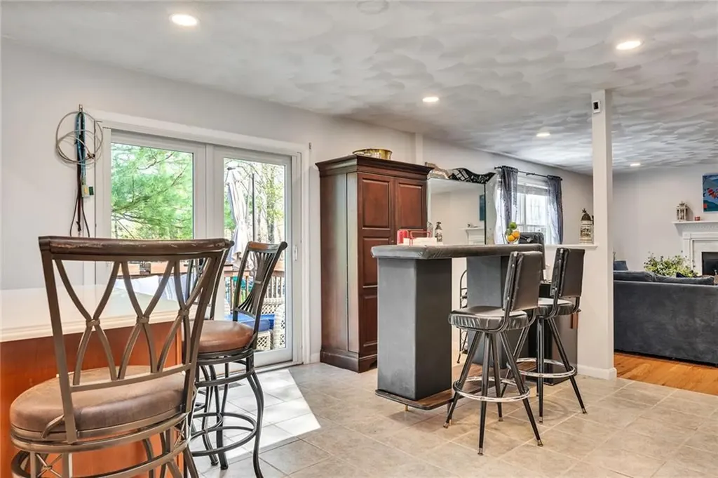 317 Windmill Drive South Kingstown RI 02879