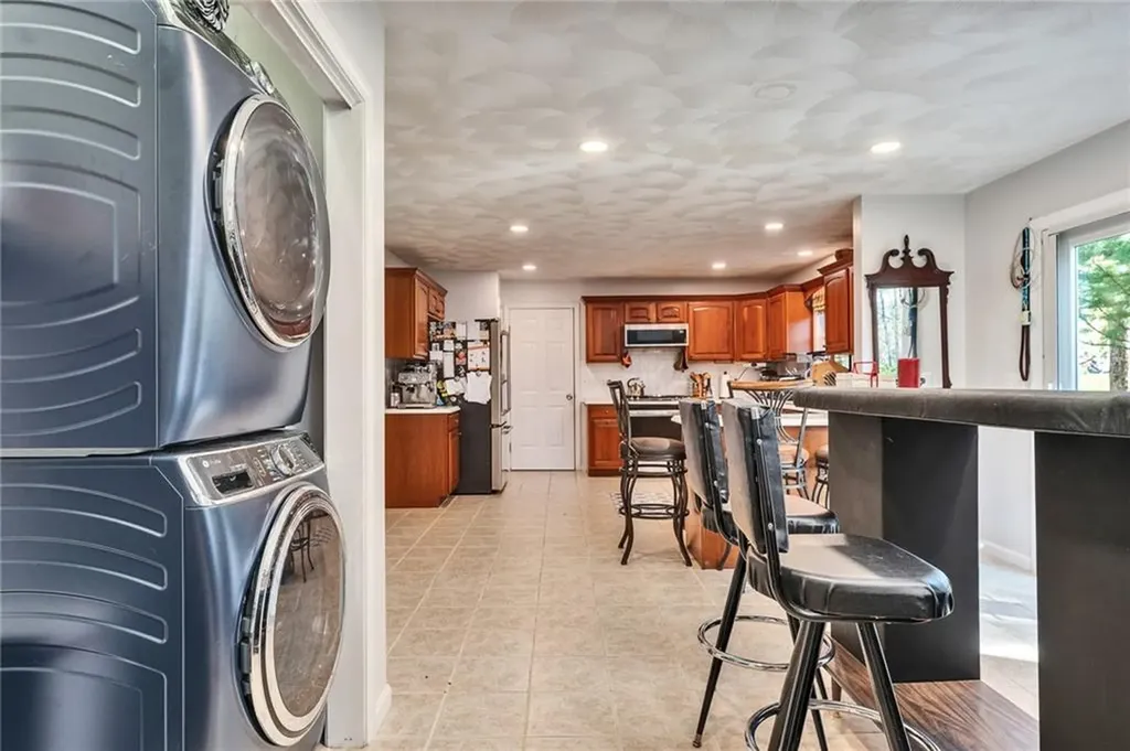 317 Windmill Drive South Kingstown RI 02879