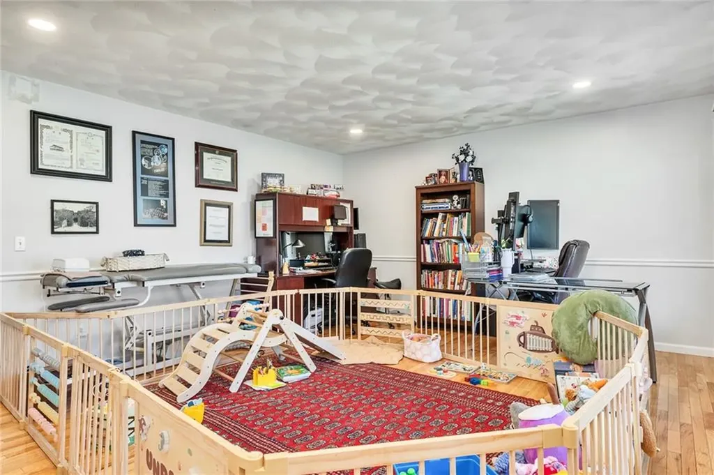 317 Windmill Drive South Kingstown RI 02879