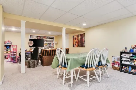 317 Windmill Drive South Kingstown RI 02879
