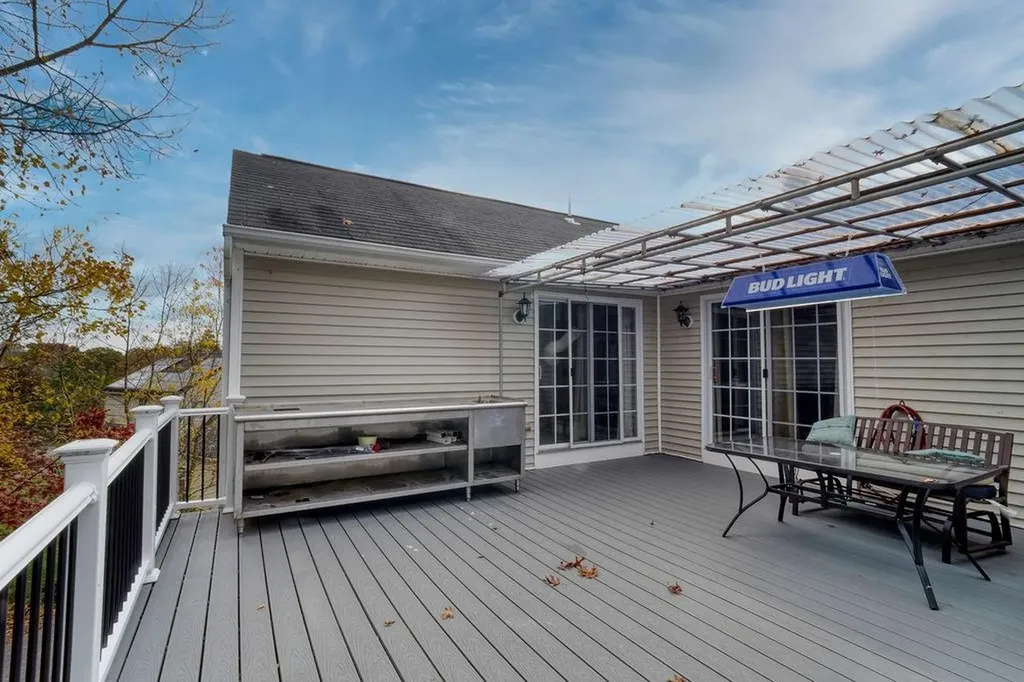 42 Kiley Way Coventry RI 02816
