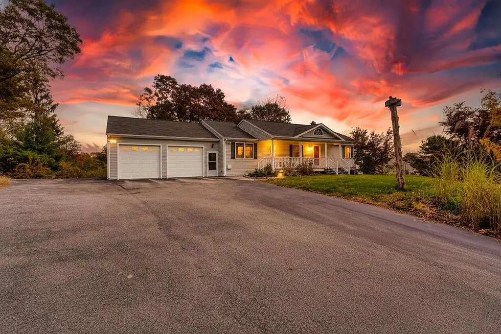 42 Kiley Way Coventry RI 02816
