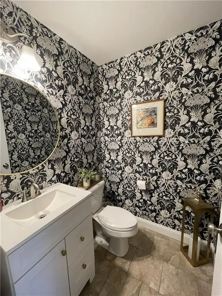 80 Preston Drive Warwick RI 02886