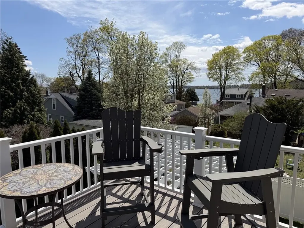 80 Preston Drive Warwick RI 02886