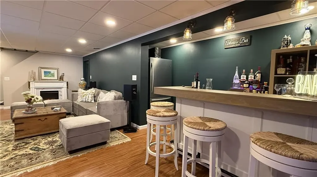 80 Preston Drive Warwick RI 02886