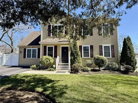 80 Preston Drive Warwick RI 02886