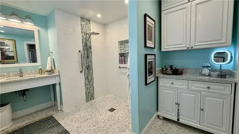 80 Preston Drive Warwick RI 02886