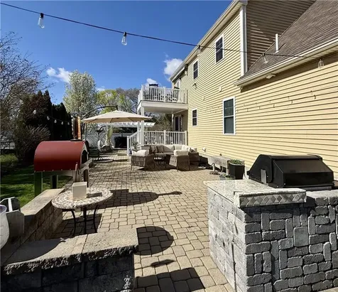 80 Preston Drive Warwick RI 02886