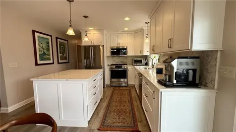 80 Preston Drive Warwick RI 02886