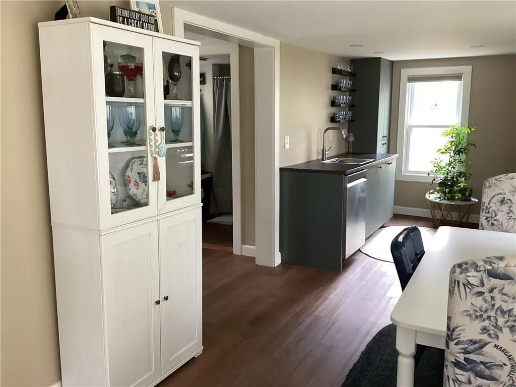 135 Namquid Drive Warwick RI 02888