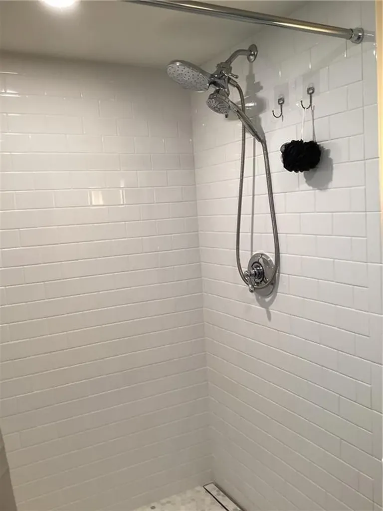 135 Namquid Drive Warwick RI 02888