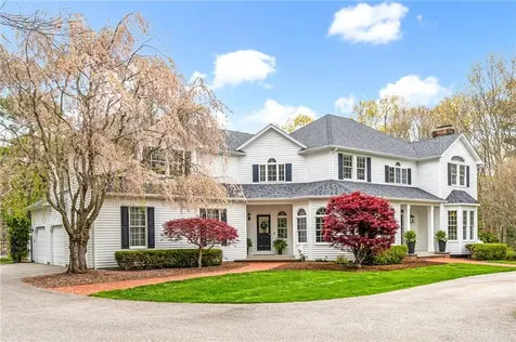 49 Miss Fry Drive East Greenwich RI 02818