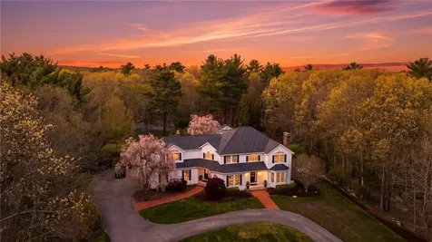 49 Miss Fry Drive East Greenwich RI 02818