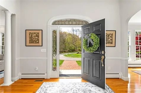 49 Miss Fry Drive East Greenwich RI 02818